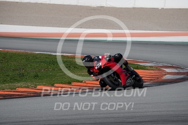 2025_03_28_PBK_14226 | Sportfotografie; SlowMotion; Video; Rennstrecke; Hafeneger; Speer; Racing; RSE; BMW; CBO; Trackday; Motorsportarena; Hockenheimring; Brno; Most; Barcelona; Valencia