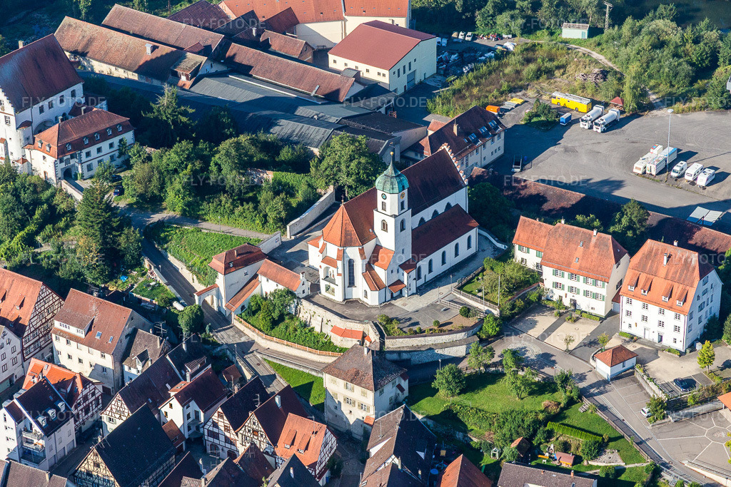 Luftbild: St. Nikolaus Kirche in Scheer im Bundesland Baden-Württemberg in Deutschland. Foto: IMG_094163.jpg vom 27.08.2016 durch Werner Riehm/FLY-FOTO.de