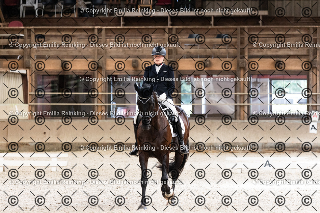 CL5A7225 | Emilia Reinking Fotografie - Realisiert mit Pictrs.com