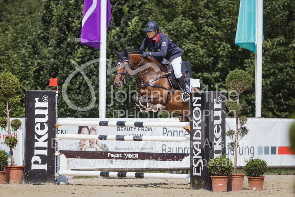 220730_BHO_ST_2Ph-M1-2-115 | Deine schönsten Turniermomente als professionelle Fotos! Entdecke hochwertige Pferdesport-Fotografie im Online-Shop. Jetzt Fotos finden & bestellen!