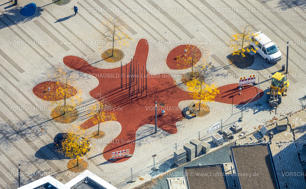 Selm241011559 | Luftbild, Campusplatz Süd mit Graffiti auf dem Platz, Selm, Münsterland, Nordrhein-Westfalen, Deutschland