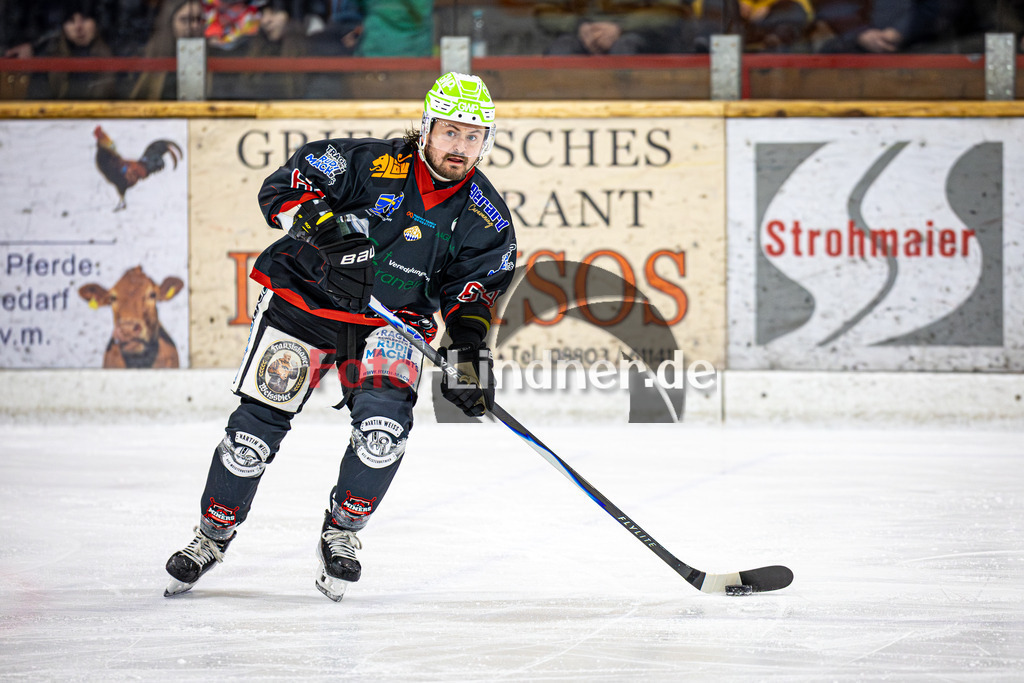 Peißenberg MINERS gegen VfE Ulm/Neu-Ulm DEVILS | Eishockey Bayernliga 2025/26 Vorrunde 24. Spieltag, Peißenberg MINERS gegen VfE Ulm/Neu-Ulm DEVILS, 20260104,Marek HALODA (MINERS 64) in Aktion,2026-01-04 in Peißenberg (flatbuy Arena Peißenberg), Marek HALODA (MINERS 64)Copyright: WolfgangxLindner www.foto-lindner.de