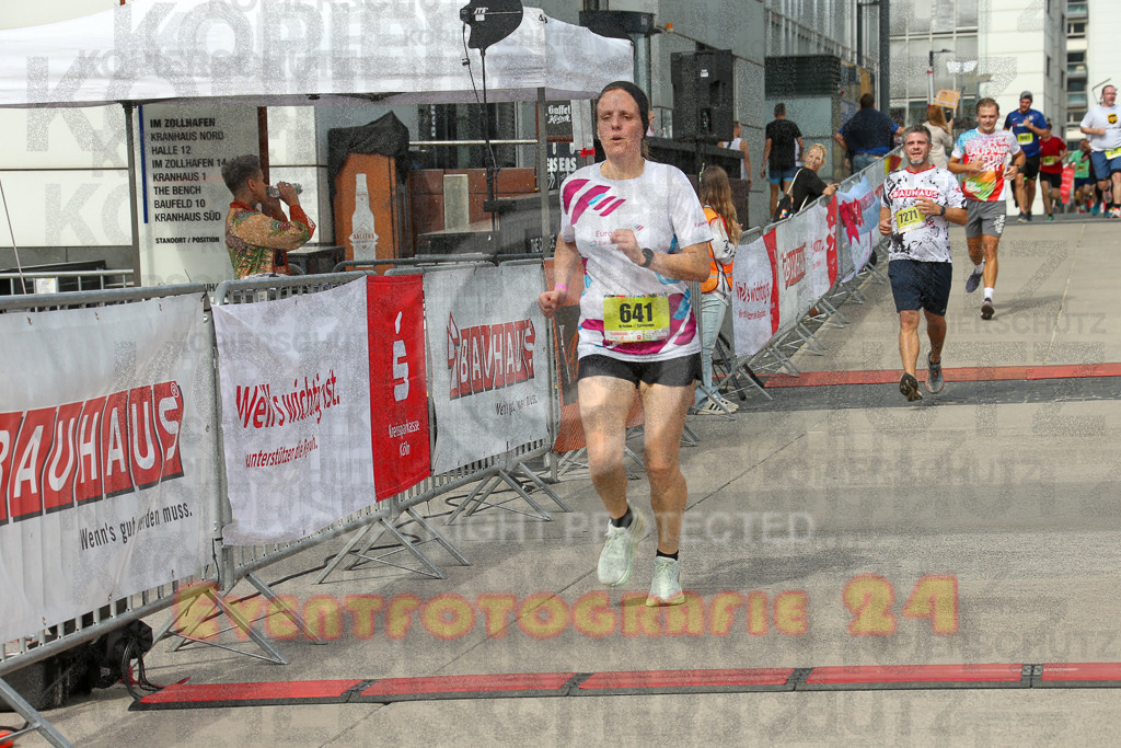 250920_1326_EX1_4568 | Sportfotografie im Rhein-Sieg Kreis, Köln, Bonn, NRW, Rheinland Pfalz, Hessen, etc. Unser Tätigkeitsfeld umfasst den Laufsport vom Volkslauf über den Marathon, Duathlon, Triathon bis zum Ultralauf wie Kölnpfad Ultra oder Schindertrail.