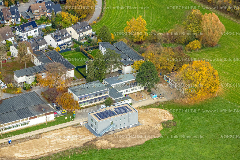 Hagen251101614 | Luftbild, Gemeinschafts-Grundschule Berchum Garenfeld, herbstliche Bäume, Lennetal, Hagen, Ruhrgebiet, Nordrhein-Westfalen, Deutschland
