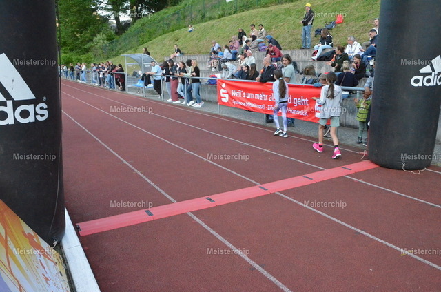 19-24-18_ | Meisterchip Fotoshop - Realisiert mit Pictrs.com