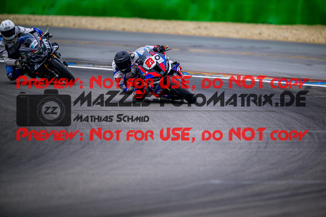 MaZZes_FotoMatrix_240614_6007705_9738 | WEISS