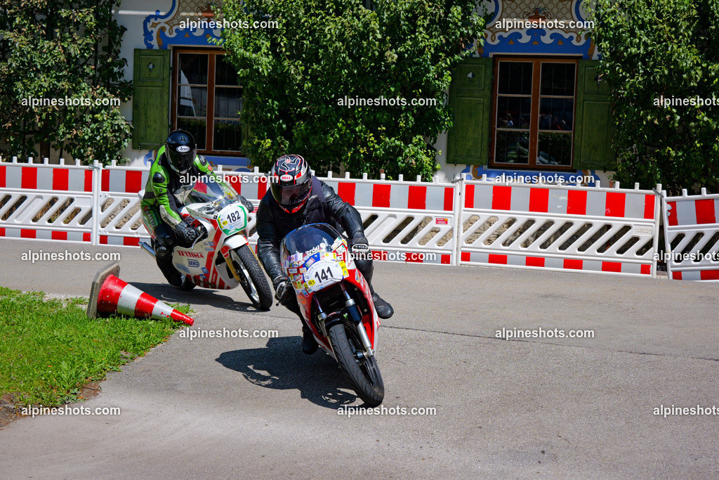 P1036857-2 | Erleben Sie atemberaubende, hochqualitative Fotos Ihrer Fahrt entlang der malerischen Alpenstraßen. Besuchen Sie alpineshots.com, um professionelle Aufnahmen Ihrer unvergesslichen Reise zu finden und zu kaufen - Realisiert mit Pictrs.com