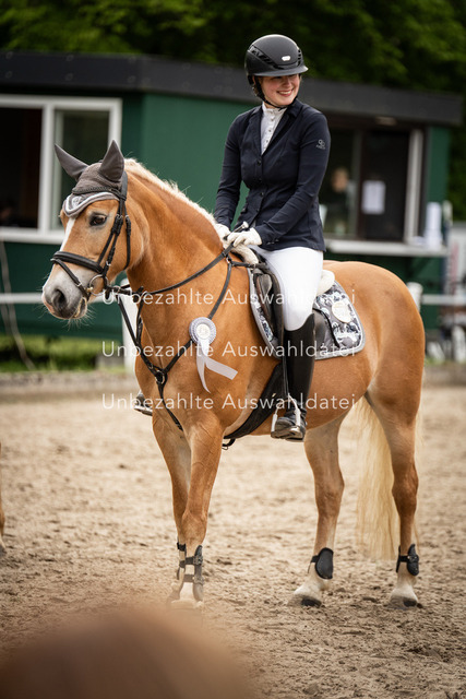 Bad_Meinberg_07759 | saradresslerfotografie - Realisiert mit Pictrs.com