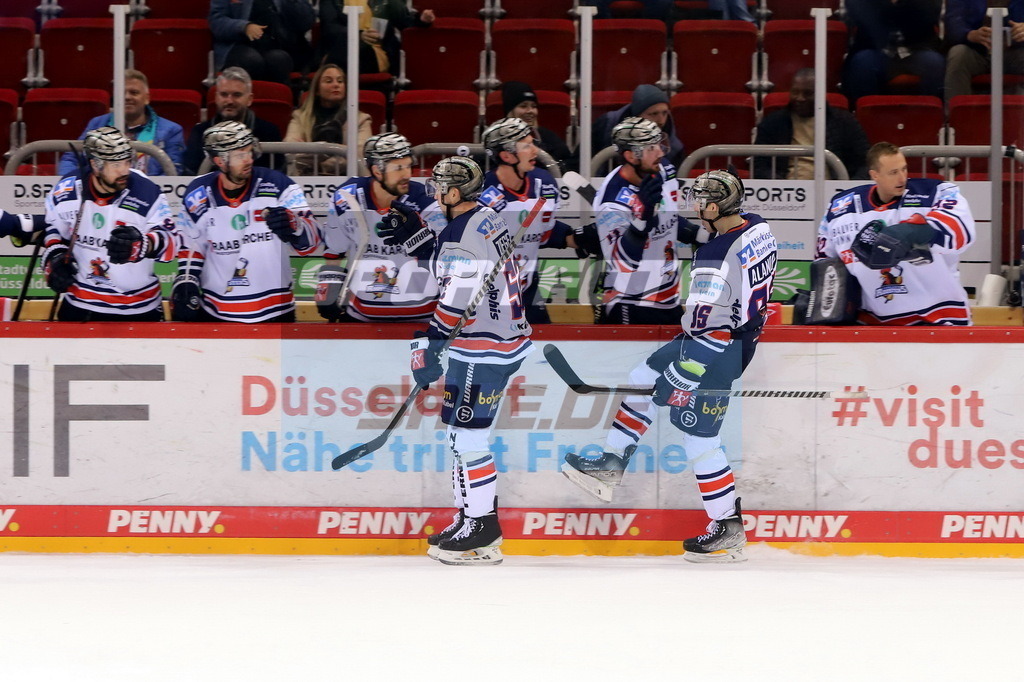 Torjubel Iserlohn Roosters | Torjubel Iserlohn Roosters - Realisiert mit Pictrs.com