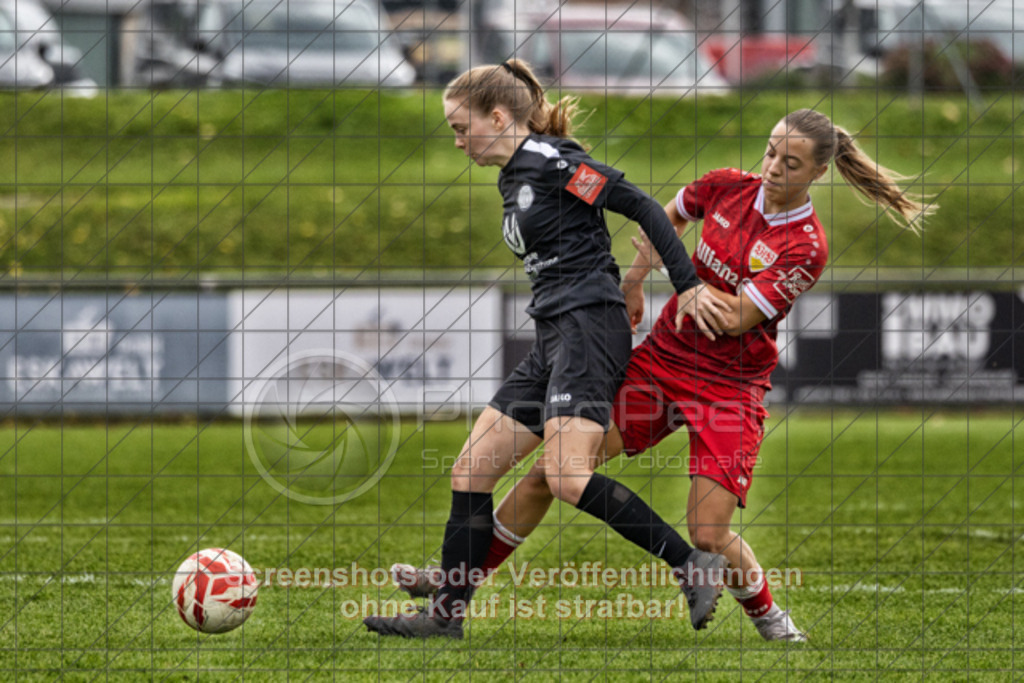 20251012_132456_0404-Bearbeitet | #,1.FC Donzdorf (schwarz) vs. VfB Stuttgart II (rot), Fussball, Frauen-Verbandsliga Württemberg, 05. Spieltag, Saison 2025/2026, Rasenplatz Lautertal Stadion, Süßener Straße 16, 73072 Donzdorf, 12.10.2025 - 13:00 Uhr,Foto: PhotoPeet-Sportfotografie/Peter Harich