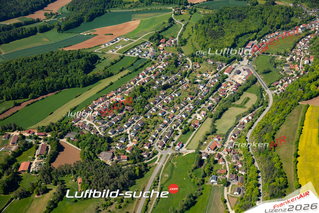 Luftaufnahme von Kastl - Die Luftaufnahme wurde 2025 vom UL-Flugzeug heraus erstellt ( keine Drohne ) - Hochauflösende Luftaufnahme - für professionelle Ausdrucke geeignet. Die Geschenkidee !Mit Lizenz und Bildrechte bestellbar