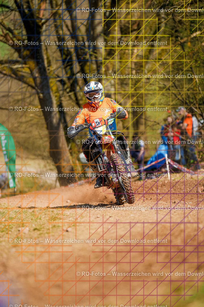 3 Lauf Mernes-975 | Sportfotografie von RO-Fotos: Motorsport, Motocross, Enduro, Laufveranstaltungen und Triathlon. Professionelle Fotos von Sportlern und Events. - Realisiert mit Pictrs.com