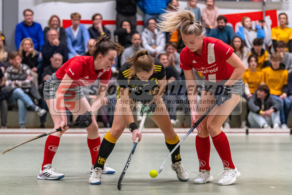 SM_20240112-D5A_9813 | 1.Bundesliga Hallenhockey  (W) HTHC - DCadA / 5:2 (0:0)