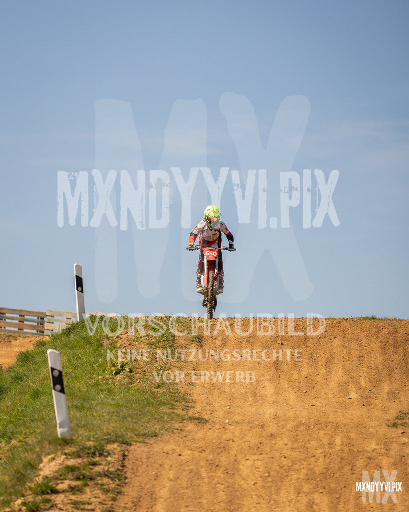 866A3215 | mxndyyvipix