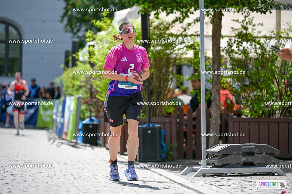 SZI_6906 | Stadttriathlon Erding 2025. #yourpictrs #sportshot_your_pictrs @Sportshotphotography #stadttriathlonerding Copyright: www.sportshot.de