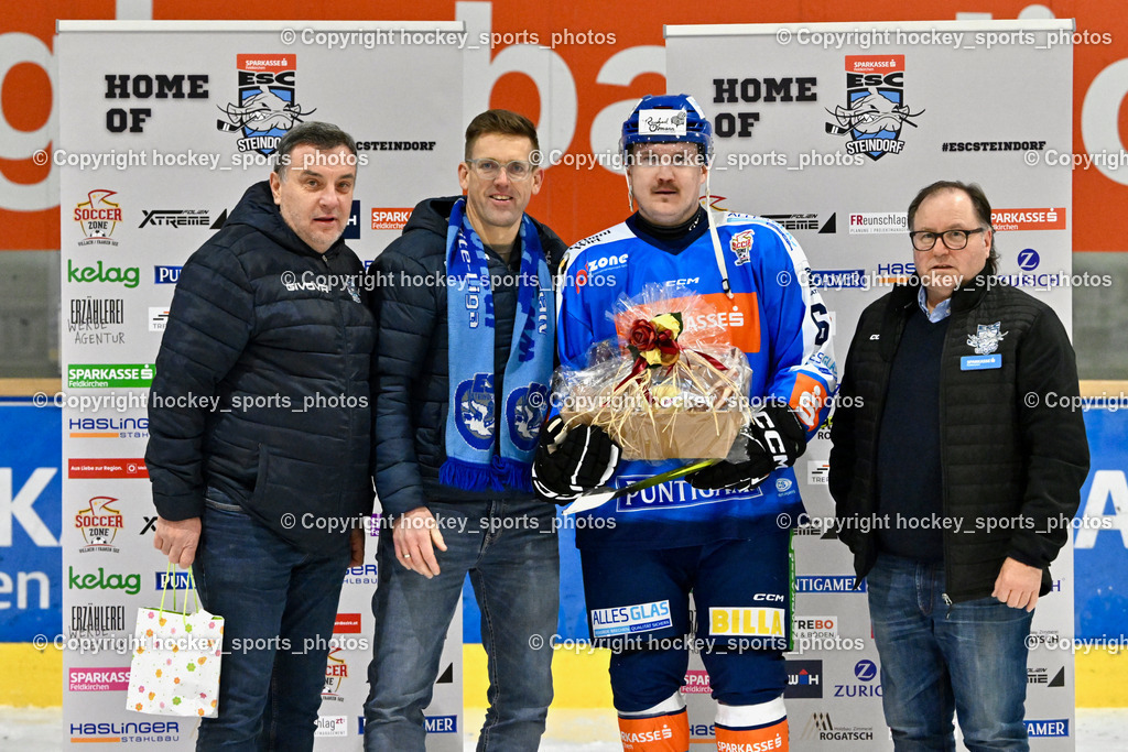 ESC SPARKASSE STEINDORF vs. UECR Huben  | Sektionsleiter ESC Steindorf Hans Tschernutter, Spieler des Abends, Thomas Freiumschlag, #64 Stichauner Fabian ESC Steindorf, Sportlicher Leiter ESC Steindorf Armin Ratz, ESC SPARKASSE STEINDORF vs. UECR Huben , ESC SPARKASSE STEINDORF vs. UECR Huben  am 06.02.2026 in Steindorf (Ossiachersee Halle), Austria, (Photo by Bernd Stefan)
