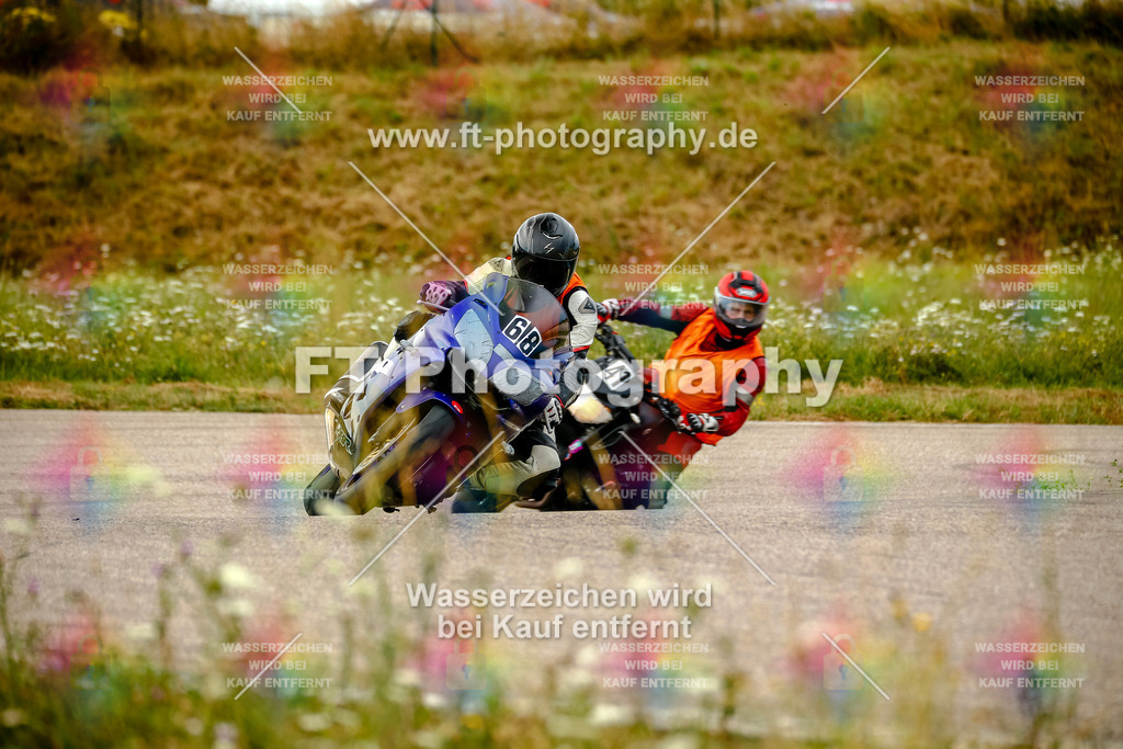 Chambley Juli-0958 | Hier findet Ihr Bilder von Touristenfahrten auf der Nürburgring Nordschleife oder von anderen Veranstaltungen die ich besucht habe. Viel Spass beim Durch Schauen 