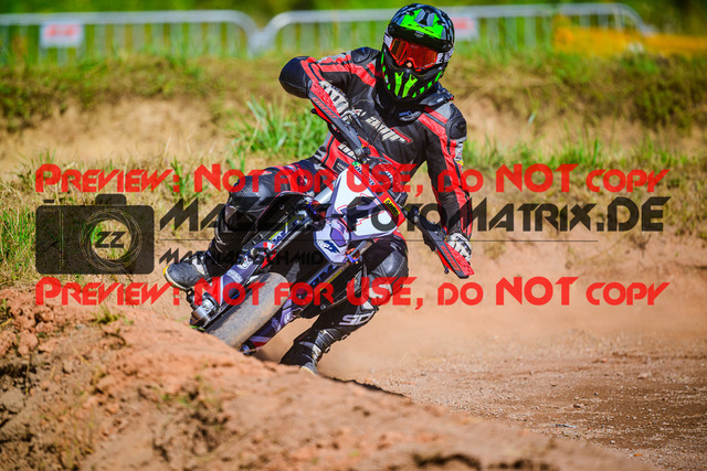 MaZZes_FotoMatrix_240816_6007705_6008 | UE40