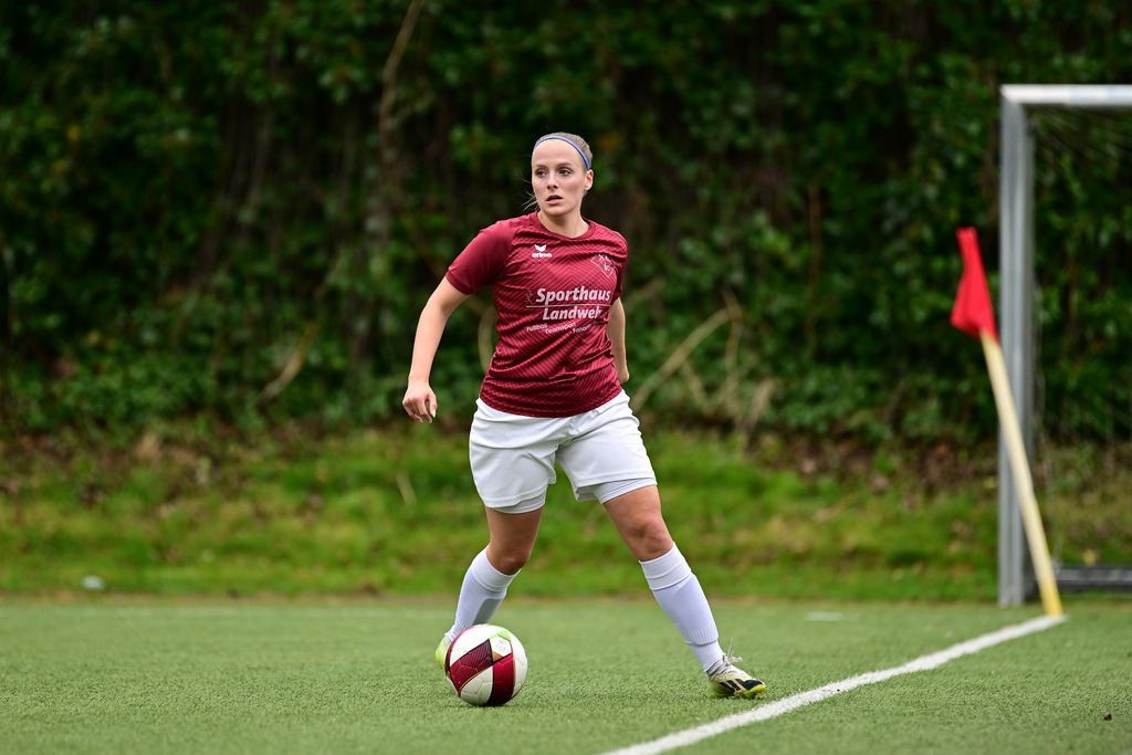 Fußball I Frauen I Saison 2024-2025 I FBZL Ost I 20. Spieltag I Harburger TB - SC Eilbek II | Der Sportfotograf. - Realisiert mit Pictrs.com