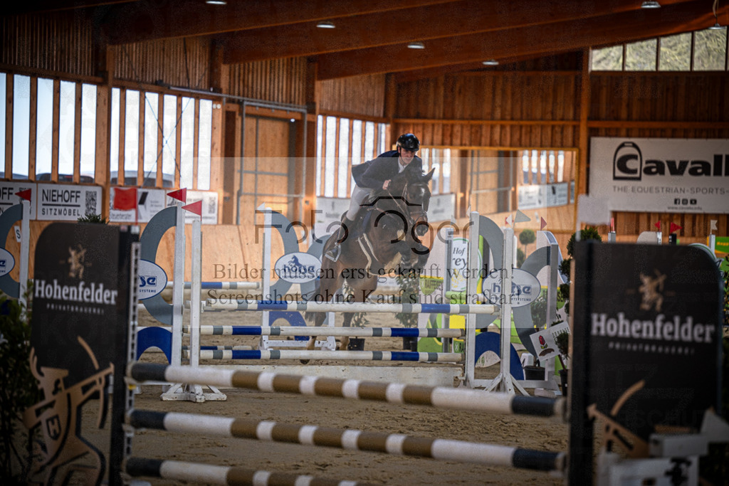 DOS_0704 | Entdecke hochwertige Reitturnierfotos von Foto Oger. Professionell, emotional und authentisch – jetzt Lieblingsmomente im Shop bestellen.Deutschlandweite Turnierfotografie. - Realisiert mit Pictrs.com