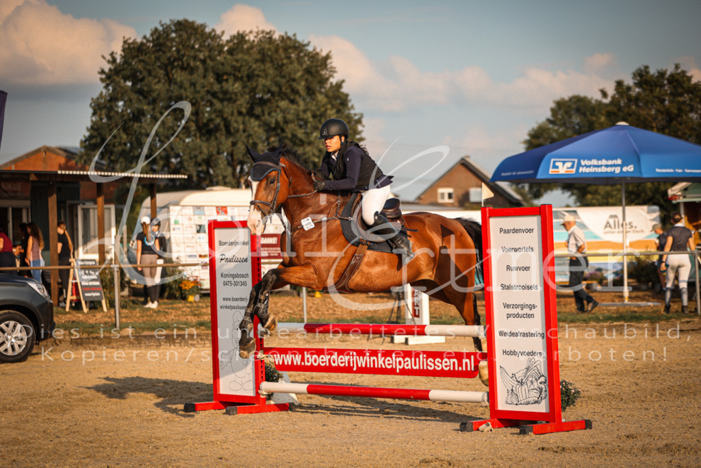 08.FrSpE00253 | Leoni Ertmer Photography - Realisiert mit Pictrs.com