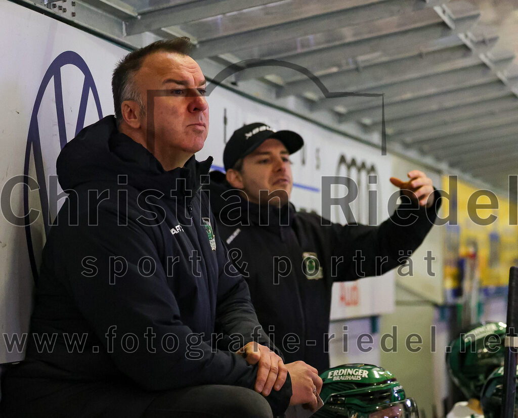 2026-01-02_073_TSV_Erding_gegen_Hoechstadt_Alligators | Erding, Deutschland, 02.01.2026:Eishockey, Oberliga Süd 2025 / 2026, 33. Spieltag, TSV Erding gegen Höchstadt Alligators, Endergebnis: 2:1Teamchef Thomas Daffner (Erding Gladiators)Foto: Christian Riedel / fotografie-riedel.net