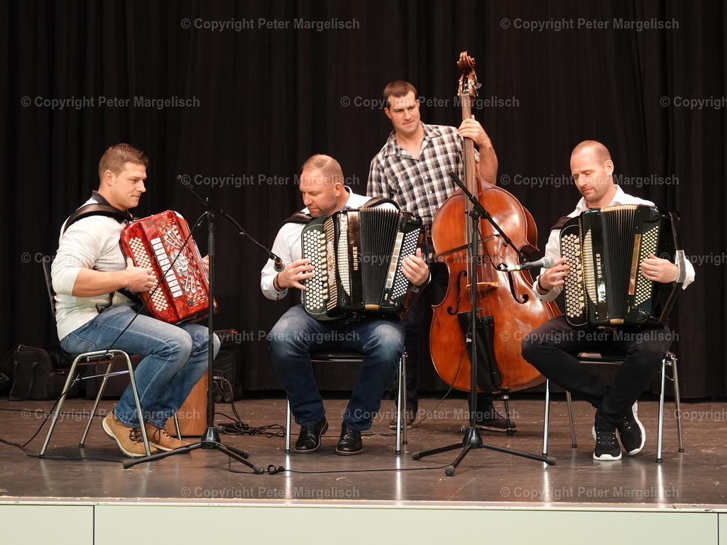 DSC05923 | Schwingen - Realisiert mit Pictrs.com