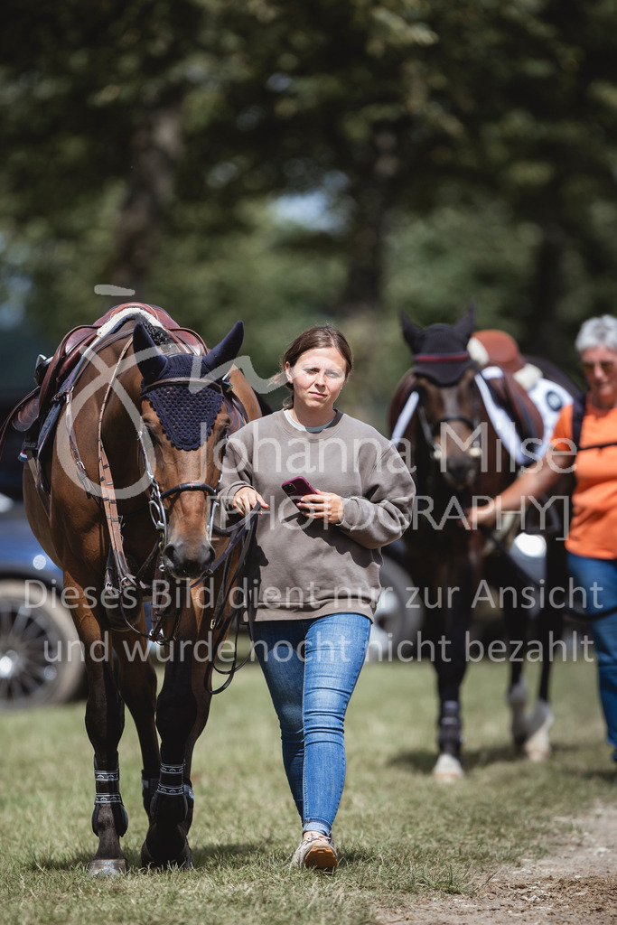 240714_BHO_GroßerPreis-550 | Deine schönsten Turniermomente als professionelle Fotos! Entdecke hochwertige Pferdesport-Fotografie im Online-Shop. Jetzt Fotos finden & bestellen!