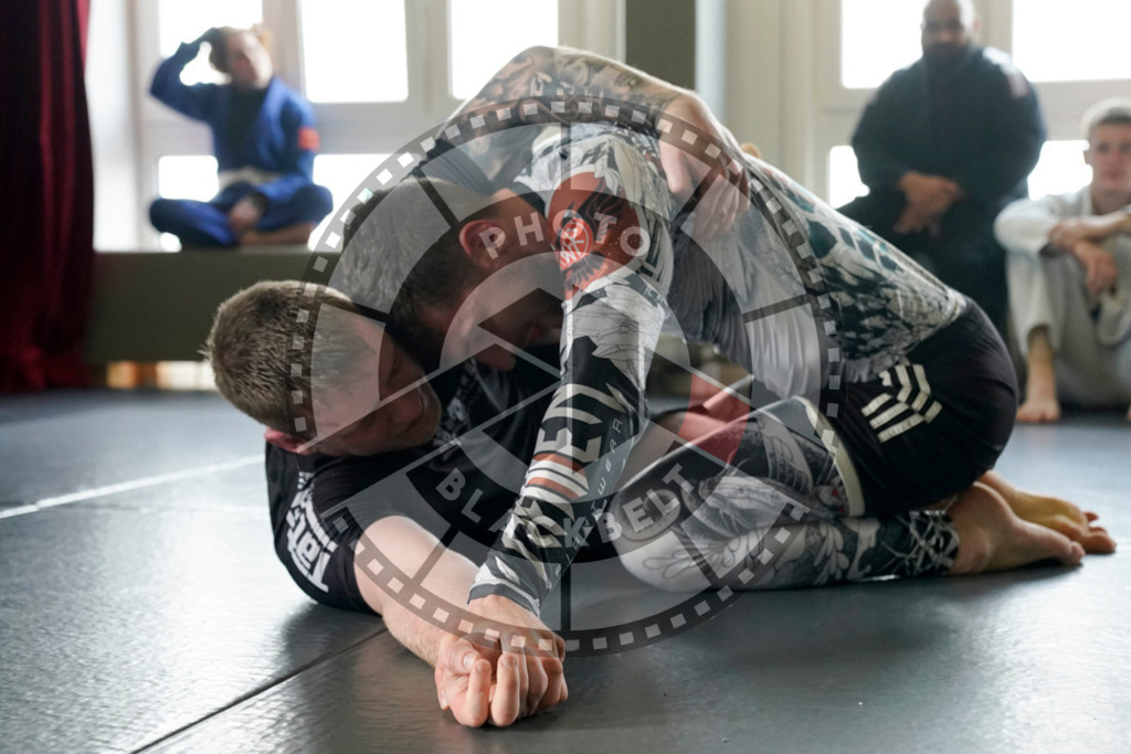 20240413PBB6296 | Fighters compete during the Grapplethon 24hours of rolling for a reason in Hamburg, Germany, on April 13, 2024.