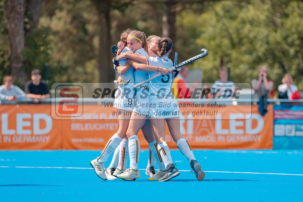 HK_20230715_102596 | Euro Hockey WU18 SF1 Belgium vs England Championship Girls &amp; Boys am 15.7.2023 CHTC , Krefeld ,