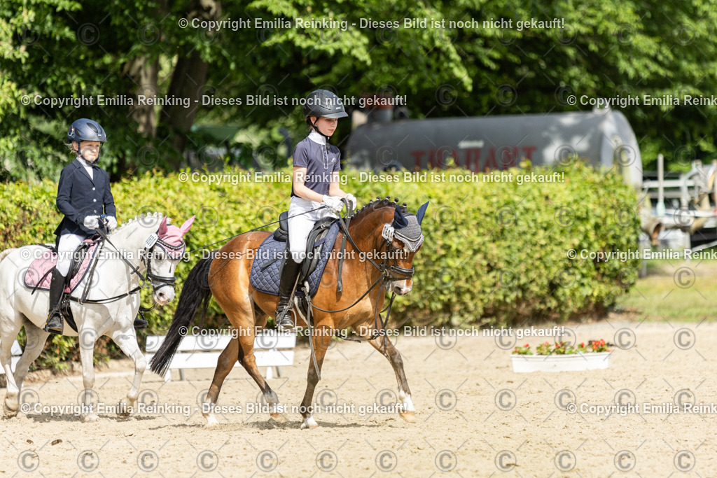 CL5A1422 | Emilia Reinking Fotografie - Realisiert mit Pictrs.com