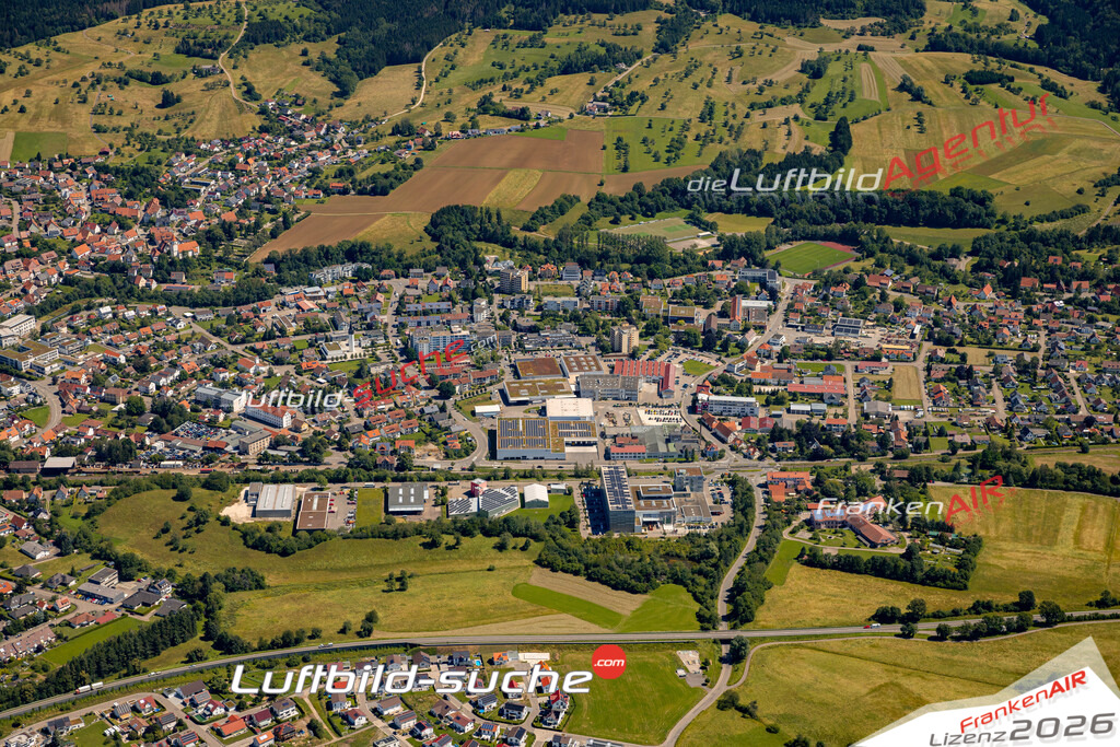Das Luftbild zeigt : Frommern Balingen - Die Luftaufnahme wurde 2024 vom UL-Flugzeug aus erstellt ( keine Drohne ) - Hochauflösende Luftaufnahme - Für grossformatige Ausdrucke geeignet. Die Geschenkidee !Mit Lizenz und Bildrechte bestellbar