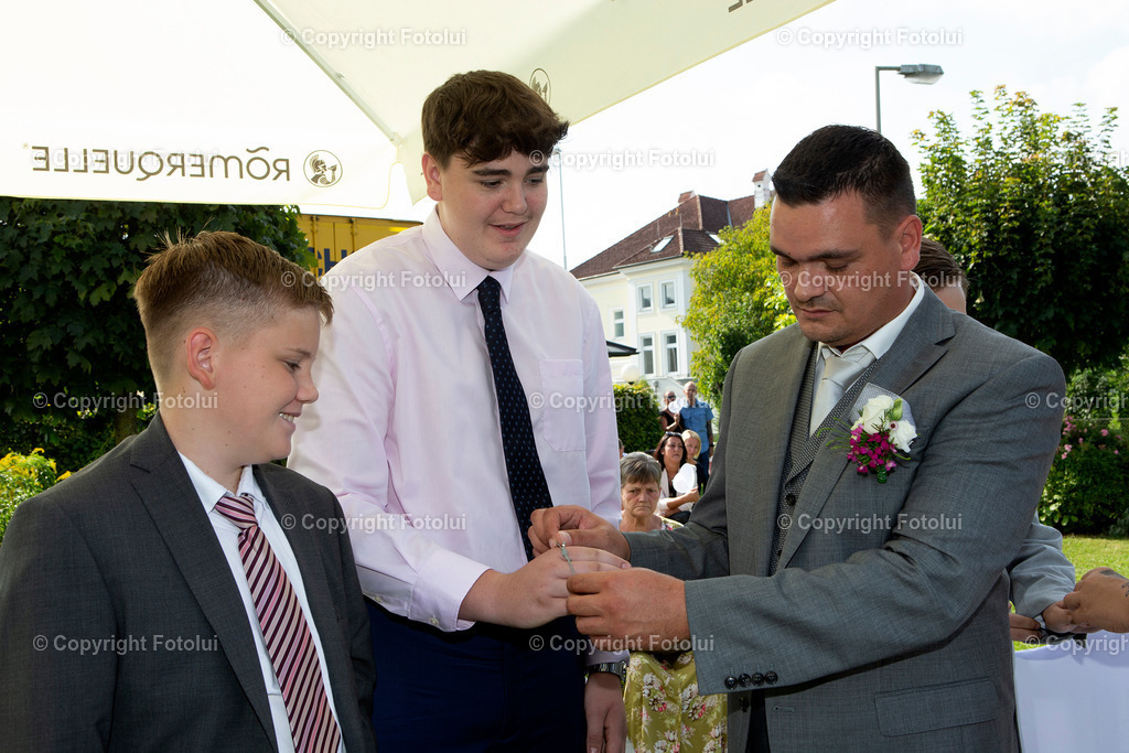 KERSTINFREDYHOCHZEIT_260822_121 | bilder, linz, photo, foto, fussball, sport, fotolui, bundesliga