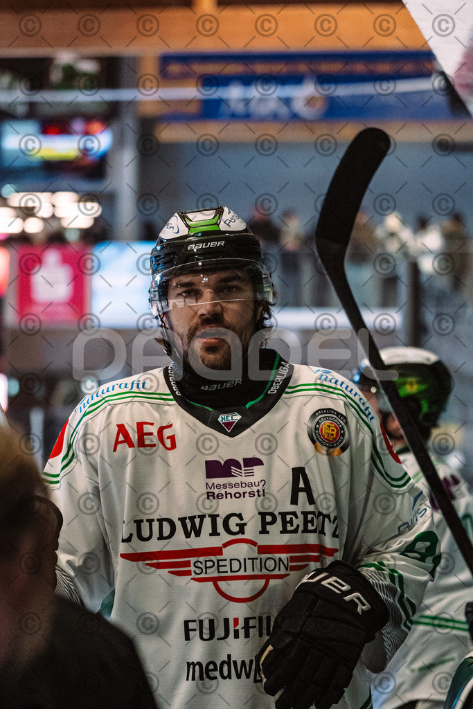 Erding_vs_Alligators_02_01_2026-50 | Höchstadt Alligators Fotogalerie: Eishockey-Action aus Franken. Professionelle Spielfotos, Portraits & Stadionbilder zum Download. Jetzt entdecken! - Realisiert mit Pictrs.com