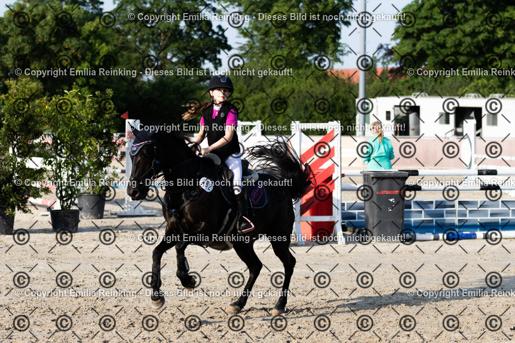 CL5A1492 | Emilia Reinking Fotografie - Realisiert mit Pictrs.com