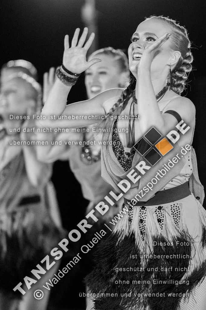 20250504-00532 | Hier finden Sie Tanz Bilder vom Latein und Standard Formationen tanzen. Sportbilder vom Tanzsport. Schöne Fotos und von Weltmeisterschaft, Europameisterschaft, Bundesliga, Regionalliga, Oberliga und Landesliga sowie von GOC Stuttgart, DanceComp, WM Bremen