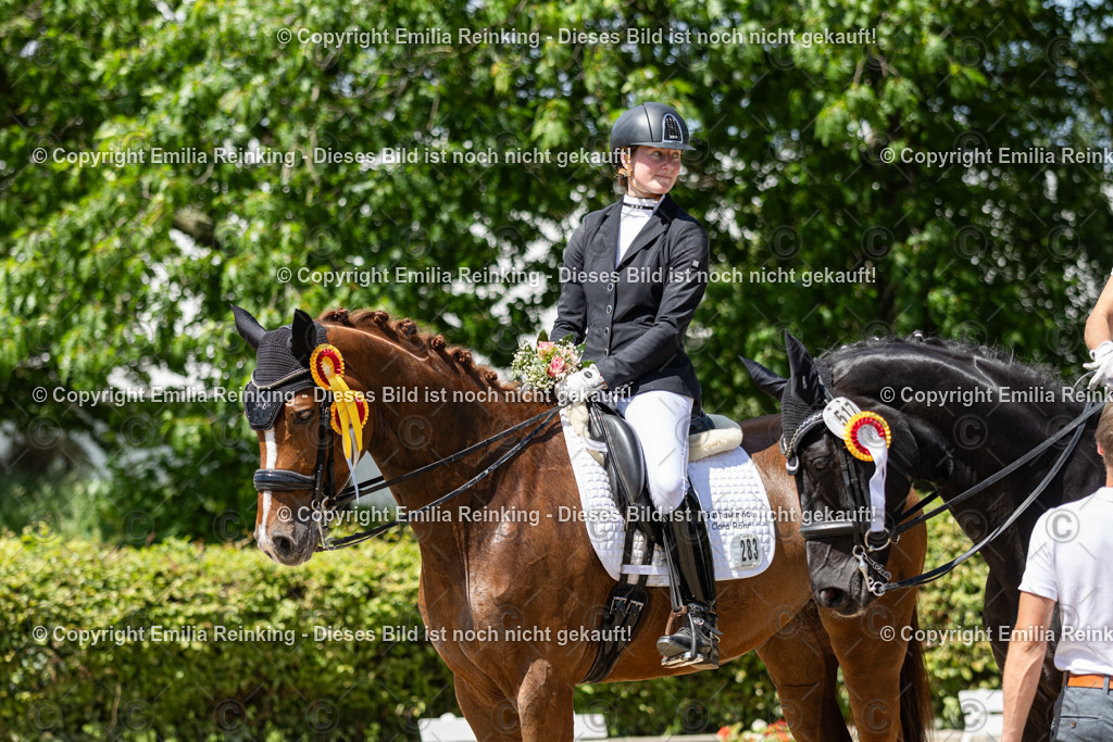 CL5A9290 | Emilia Reinking Fotografie - Realisiert mit Pictrs.com