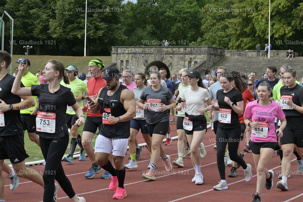 2026-08-23_Sparkassenlauf_10KM_Peter_000061 | Die Fotografen - Realisiert mit Pictrs.com