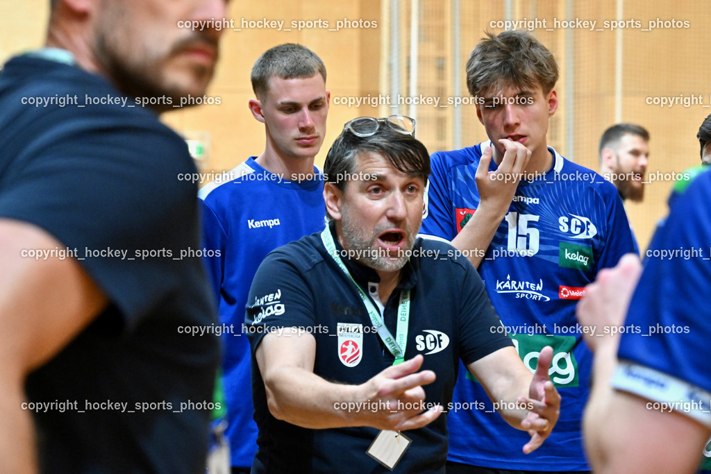 SC Ferlach vs. UHK Krems | Headcoach SC Ferlach BEGUS Robert, #15 BESSER Noel SC Ferlach, SC Ferlach vs. UHK Krems, SC Ferlach vs. UHK Krems am 02.05.2026 in Ferlach (Ballspielhalle Ferlach), Austria, (Photo by Bernd Stefan)