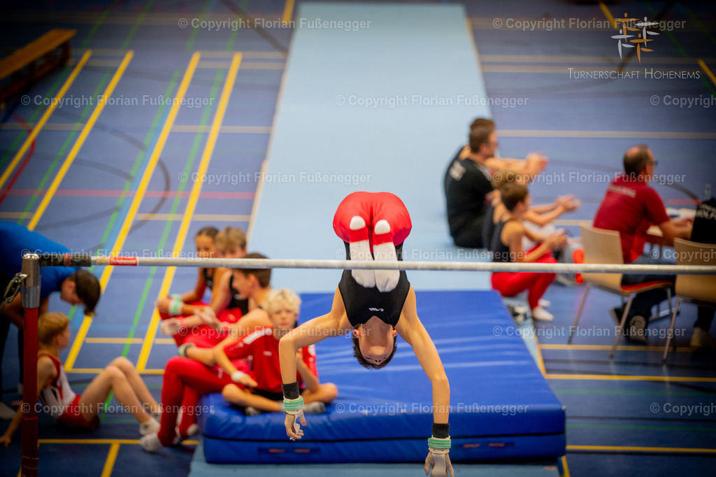 Promo-27 | "Fussifoto.com – Ihr Ansprechpartner für hochwertige Fotografie! Entdecken Sie kreative Bilder und professionelle Dienstleistungen. Kontaktieren Sie uns für Ihre Projekte!"