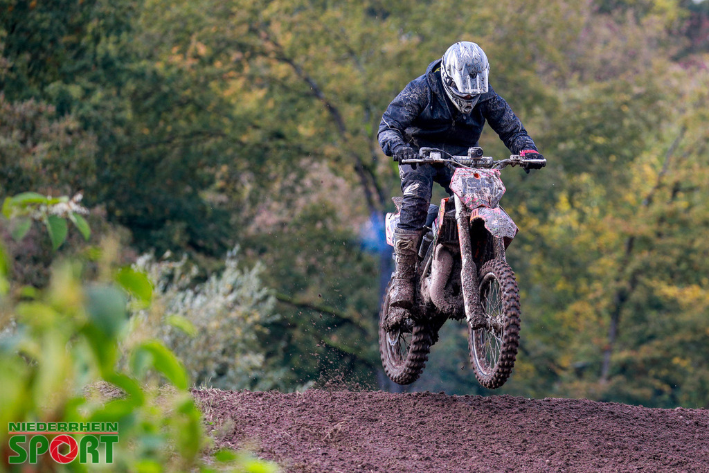 OpenTrack2024_Sonntag_Hobbyfahrer_107 | Bildergalerie von Sport-Ereignissen aber auch von weiteren spannenden Dingen - nicht nur vom Niederrhein. In Anlehnung an den bekannten Spruch von Hanns Dieter Hüsch heißt das Motto: "Niederrhein ist überall".  - Realisiert mit Pictrs.com