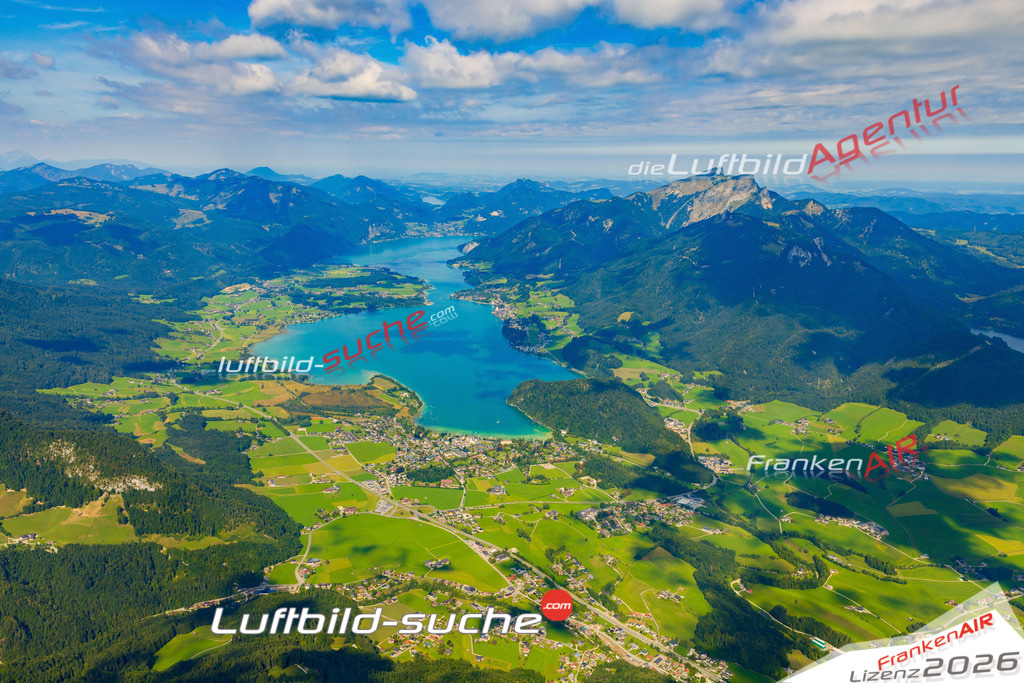 Luftaufnahme Wolfgangsee Strobl - Die Luftaufnahme wurde 2025 vom UL-Flugzeug heraus erstellt ( keine Drohne ) - Hochauflösende Luftaufnahme - für professionelle Ausdrucke geeignet. Die Geschenkidee !Mit Lizenz und Bildrechte bestellbar