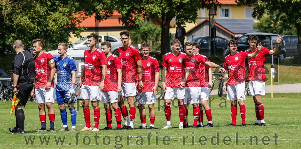 2023-07-30_001_FC_Lengdorf_gegen_SpVgg_Altenerding | Lengdorf, Deutschland, 30.07.2023:
Fußball, Kreisliga 2023 / 2024, 1. Spieltag, FC Lengdorf gegen SpVgg Altenerding, Endergebnis: 1:1

Foto: Christian Riedel / fotografie-riedel.net