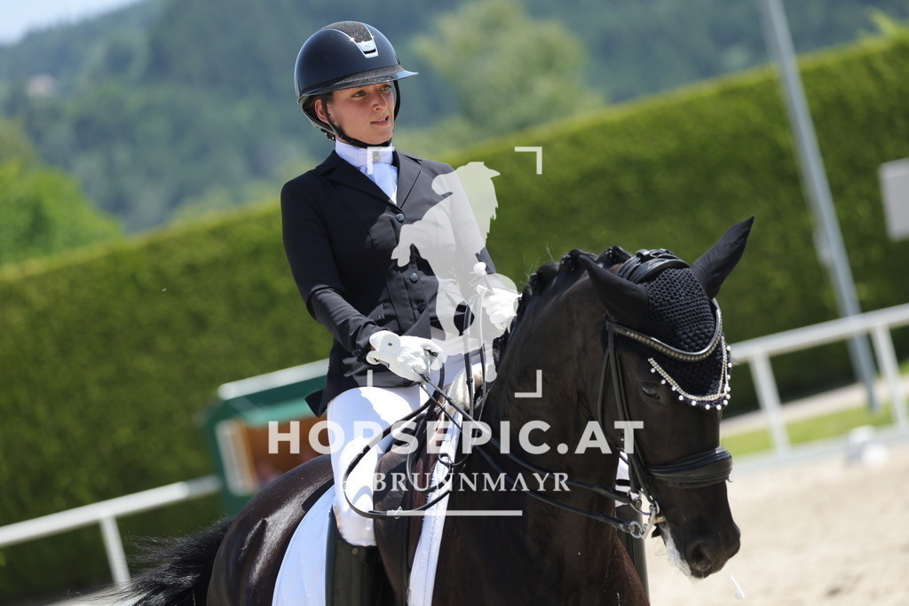 0P6A1898 | Willkommen bei Brunnmayr - Design & Fotografie – Ihrem Spezialisten für Reitturniere und Pferdeveranstaltungen in Oberösterreich, Salzburg und Bayern! Seit über 17 Jahren sind wir leidenschaftlich dabei.