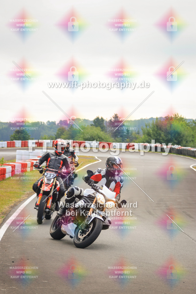 _DSK1864 | Hier findet Ihr Bilder von Touristenfahrten auf der Nürburgring Nordschleife oder von anderen Veranstaltungen die ich besucht habe. Viel Spass beim Durch Schauen 
