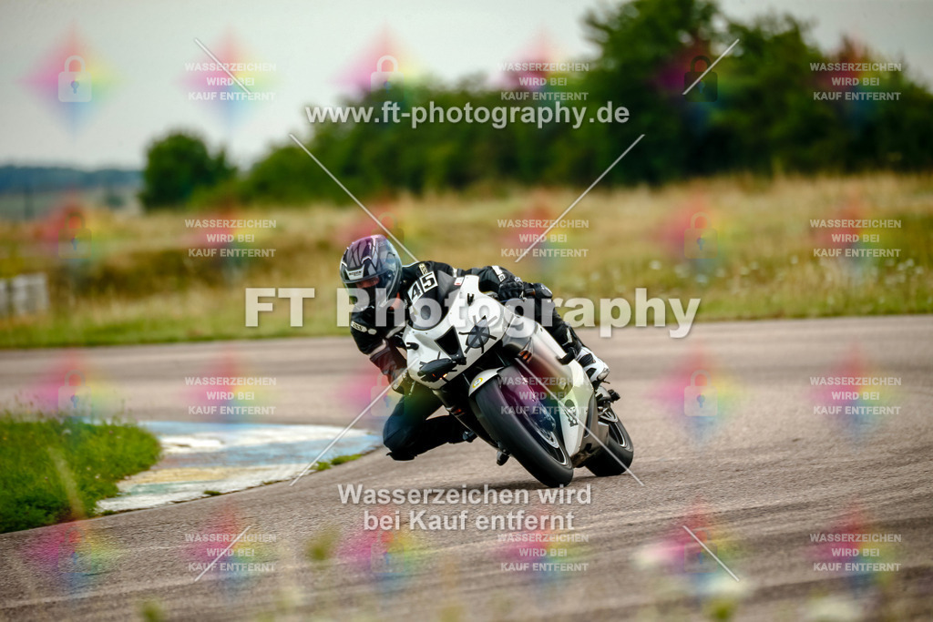 Chambley Juli-2116 | Hier findet Ihr Bilder von Touristenfahrten auf der Nürburgring Nordschleife oder von anderen Veranstaltungen die ich besucht habe. Viel Spass beim Durch Schauen 