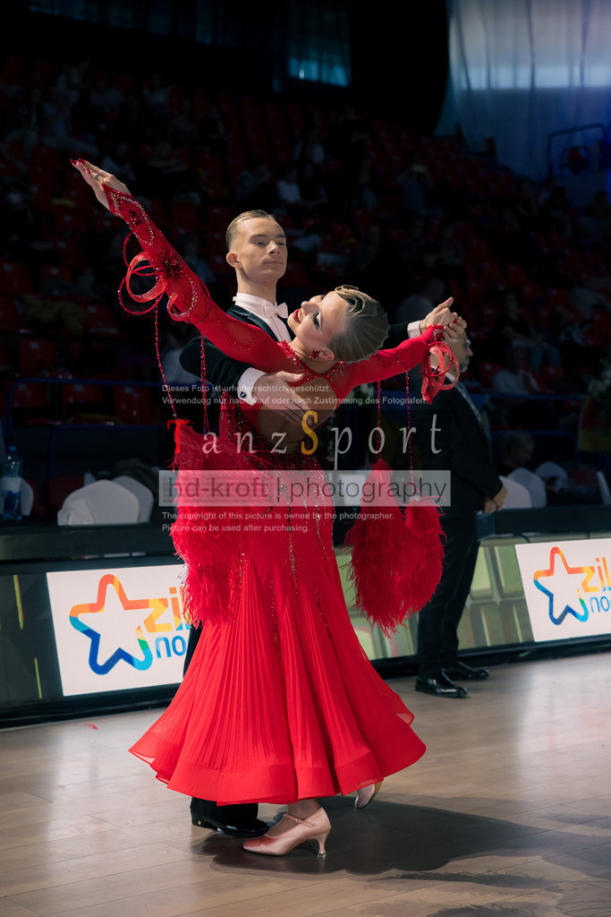 IMG_7563 | Tanzsportbilder, Standardtanz, Lateintanz, WDSF, DTV, LTVB, dancecomp, goc, hessen tanzt, blaues band der spree, walzer, tango, wiener walzer, slowfox, quickstepp, samba, rumba, cha-cha-cha, paso doble. jive, hd-kroft photography, turniertanzsport