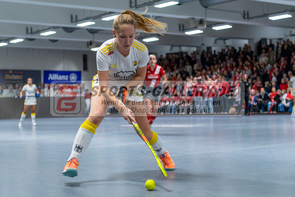 SM_2024-12-20-D85_-527 | 1.Bundesliga Hallenhockey  (W) DCADA - HTHC / 6:5 (3:3)