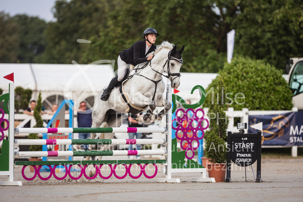 250531_MayDays_JNR-204 | Deine schönsten Turniermomente als professionelle Fotos! Entdecke hochwertige Pferdesport-Fotografie im Online-Shop. Jetzt Fotos finden & bestellen!