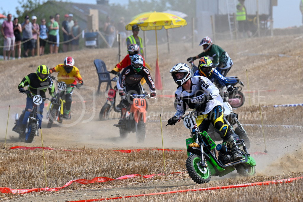 Motortrotti-Rennen Buch am Irchel - 19. August 2023 | Motortrotti-Rennen Buch am Irchel
Buch am Irchel, Kt. Zürich
Bild: Sportfotografie Markus Aeschimann | www.markus-aeschimann.ch - Realisiert mit Pictrs.com